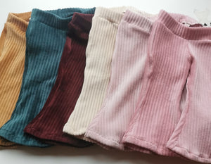Kletskouz - Rib flared velvet camel