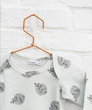 Load image into Gallery viewer, Trixie - Bijtring Blowfish
